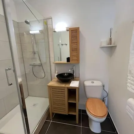 Studio Cosy Avec Vue Sur La Cathedrale, Hyper Centre شقة *